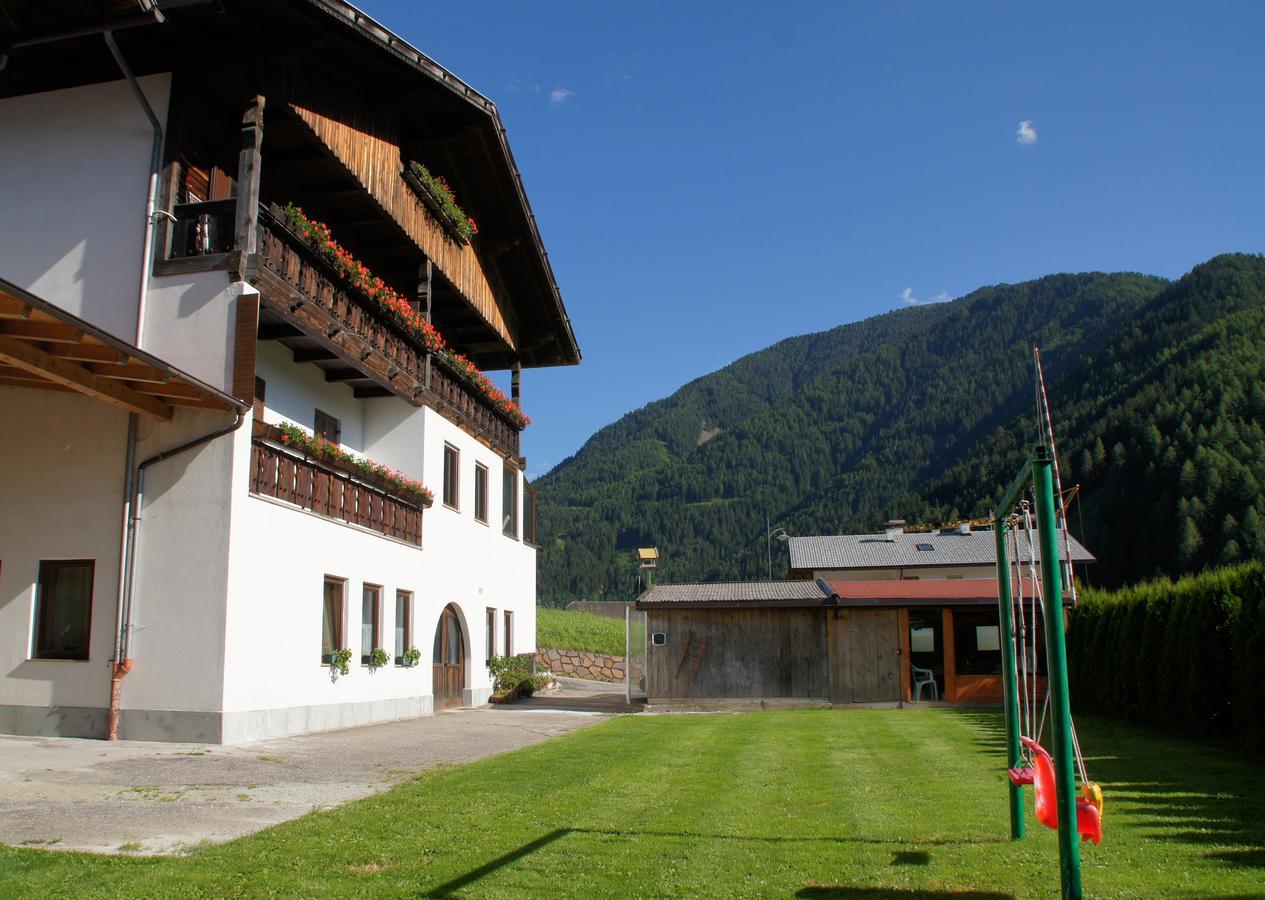 Watscherhof Luson Luaran gambar